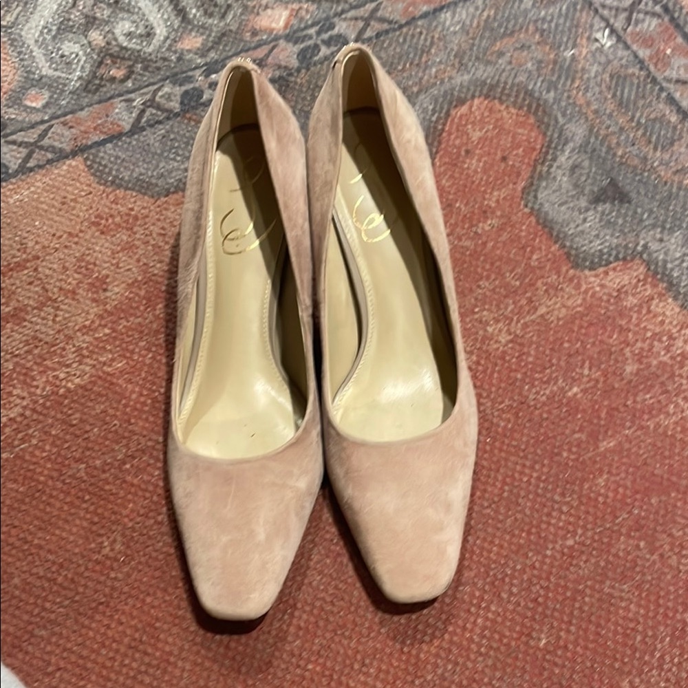 Sam Edelman Tan Heels Square Toe Suede